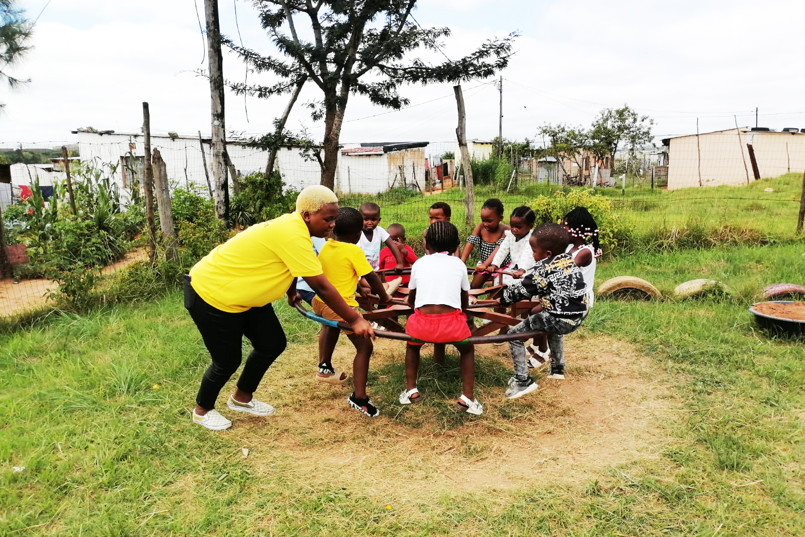 Side by side with communities to tackle the challenges of an unequal world